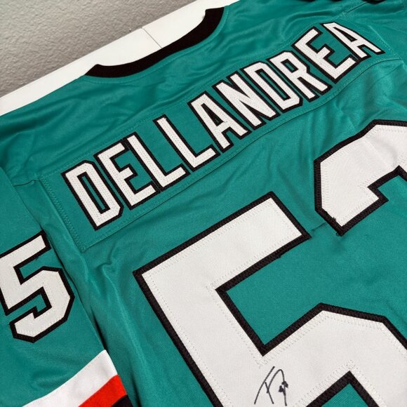 OFFERS ✅ Ty Dellandrea Signed San Jose Sharks CUSTOM Jersey Autographed JSA NHL - Picture 4 of 12